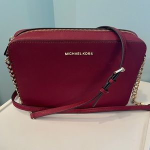 Michael Kors Crossbody Burgundy